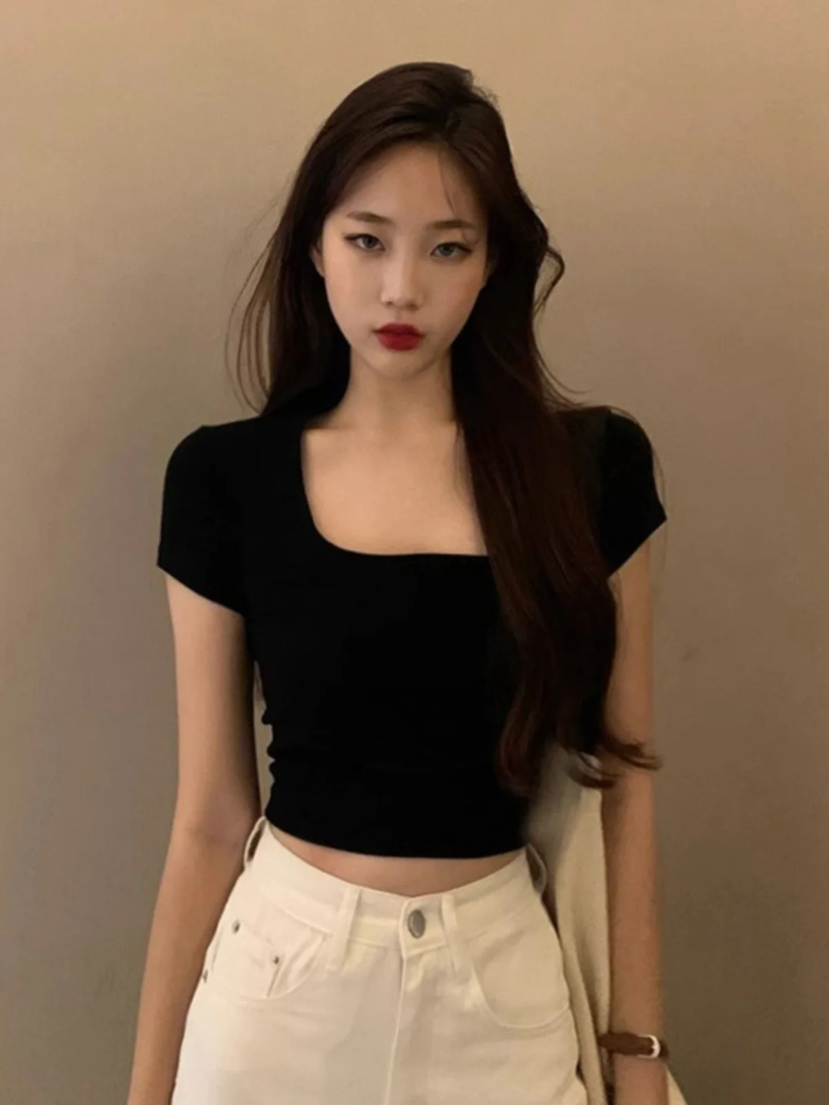 Black Square Collar Short Sleeve Knitted Ice Silk T-Shirt Women's Summer New Style Shoulder Width Appropriate Fashion Top