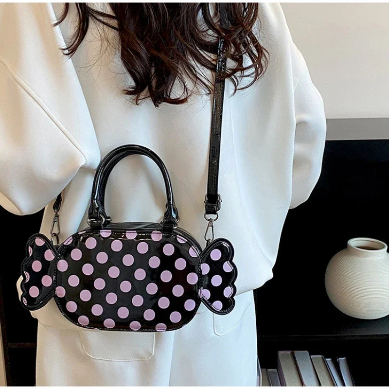 Ausgefallene Bonbon-Bartform Gepunktete Crossbody-Schultertasche, Damen-Umhängetasche, Leichte Handytasche, Niedliche Farbkontrast-PU-Handtasche – Detail 25