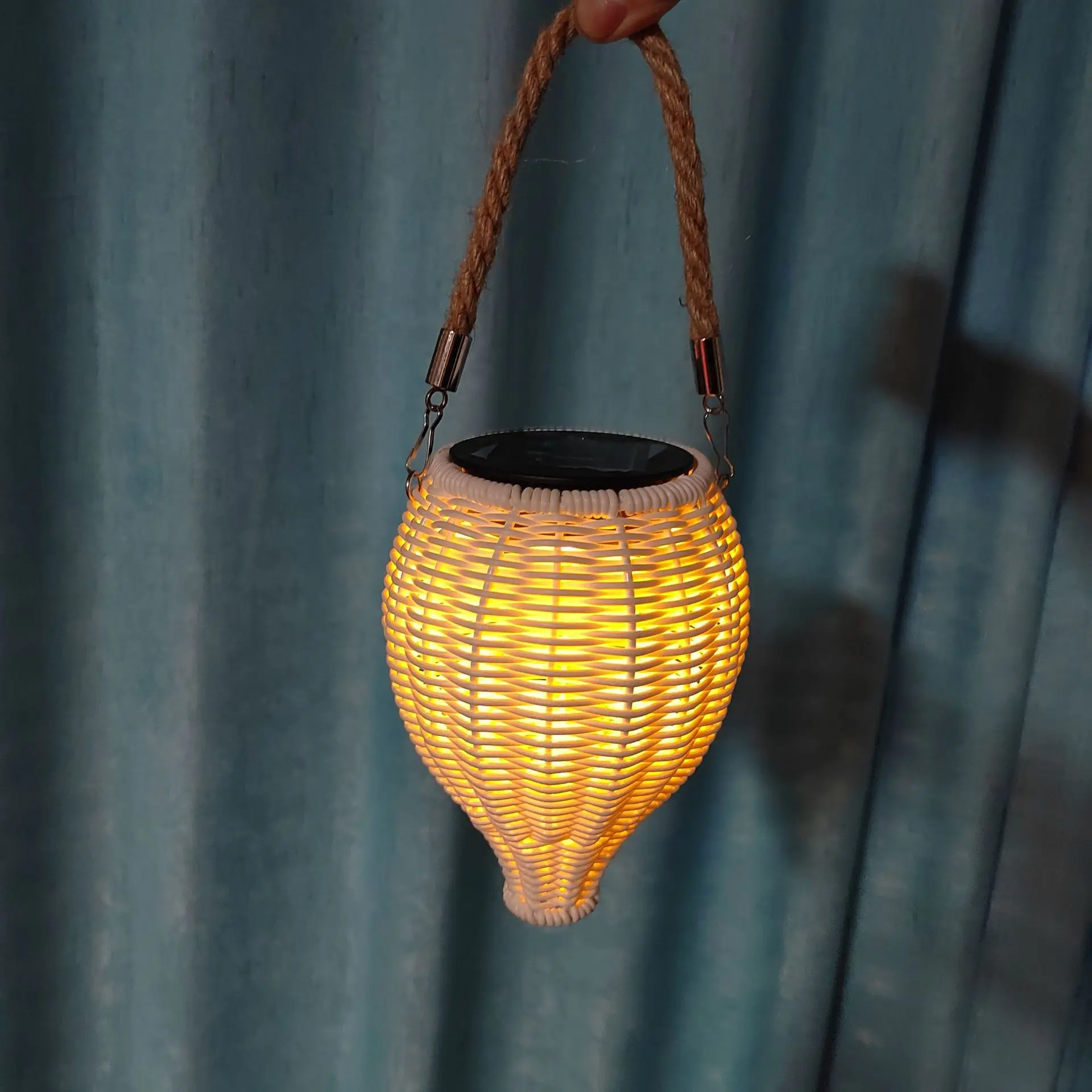 Handmade Rattan Woven Solar Lawn Lâmpada de Projeção, Pátio Pendurado Lâmpada, Holiday Lantern, Atmosfera Portátil, Criativo, Novo