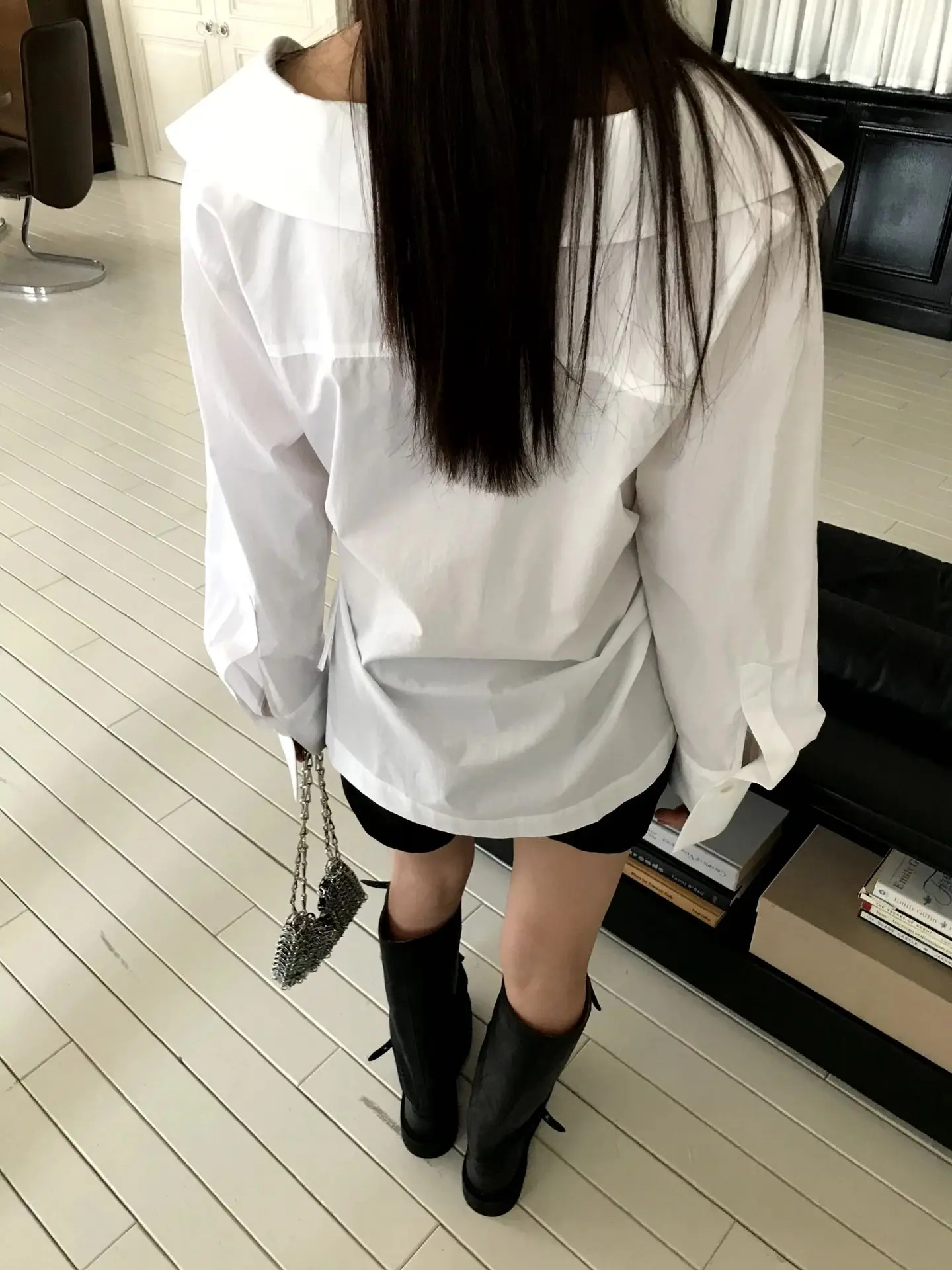   حزام نسائي فضفاض طويل Sve irt بياقة كبيرة وأزرق من Qui للتنقل جدًا وزر إغلاق بلون نقي