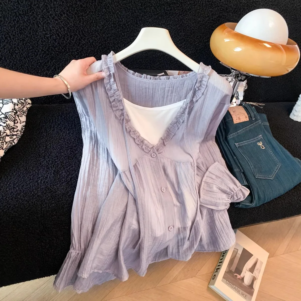 Temperament Contrasting Colors Niche Design Fungus Edge V-neck Long-sleeved Shirt 2026 Summer Sunscreen Clothes Two-piece Top