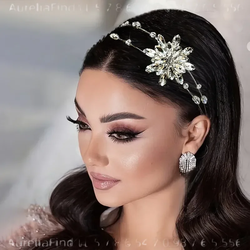 1pc Women Luxury Flower Rhinestone Metal Hairband High-end Elegant Fairy Style Bridal Headwear for Daily Outing and Festival