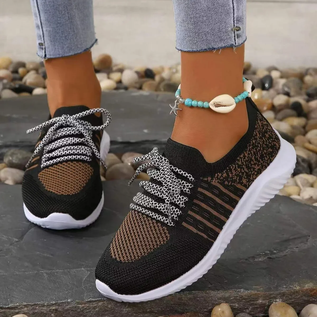 Lightweight Breathable Running Shoes for Women Non Slip Knitted Green Sneakers Woman Soft Sole Slip On Casual Flats