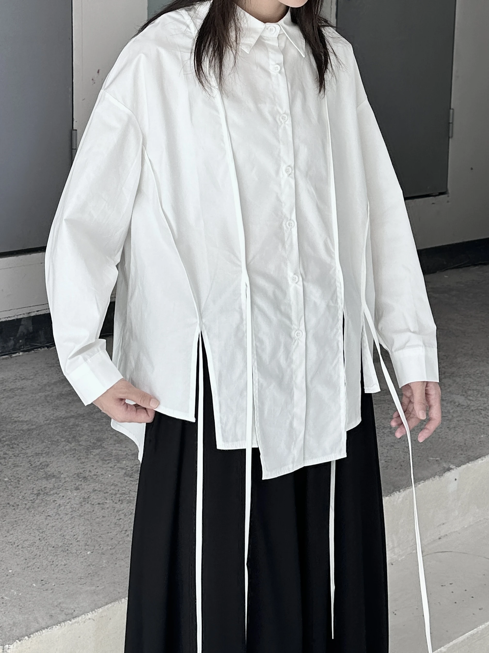 

Свободная женская повседневная рубашка с длинным рукавом Hashimoto: темно-синяя, весна-осень, пэчворк, асимметричный дизайн с поясом, хлопок, для офиса и повседневной носки