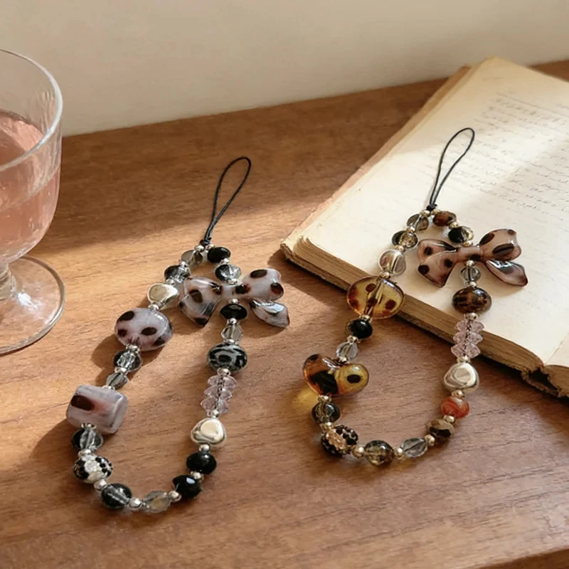 

Vintage Bow Heart Beaded Keychain For Iphone Samsung Geometric Phone Charms Lanyard Anti-Loss Straps Earphone Case Pendant