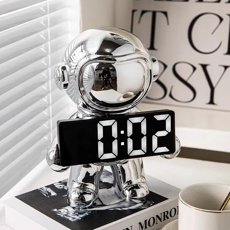 Creative Astronaut Electronic Clock Alarm Clock Money Deposit Box Light Luxury Living Room Wine Cooler Spaceman Home Decorations