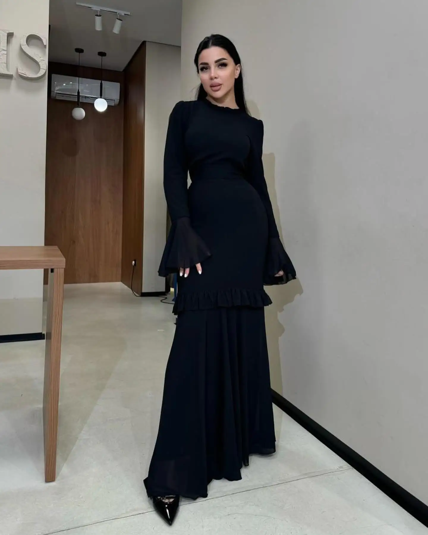 

Customized Classic Chiffon A-Line Flare sleeves Ruched Evening Dress O-neck Lace Up Back Long Sleeves Black Sweep Train Sexy