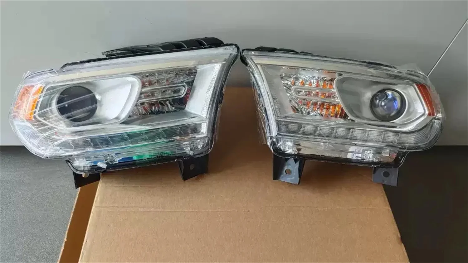 Car Headlight Led Daytime Running DRL Head lamp Low High Beam Lens for Dodge Durango Автомобильные лампы