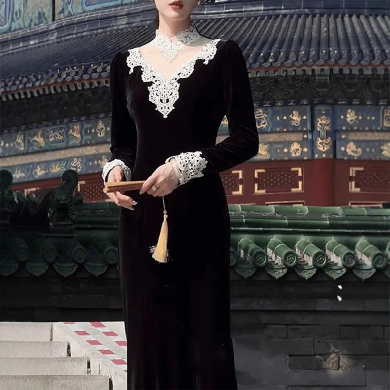 

Velvet And Lace Patchwork Dress High-Neck Slim-Fit Elegant Long Gown
