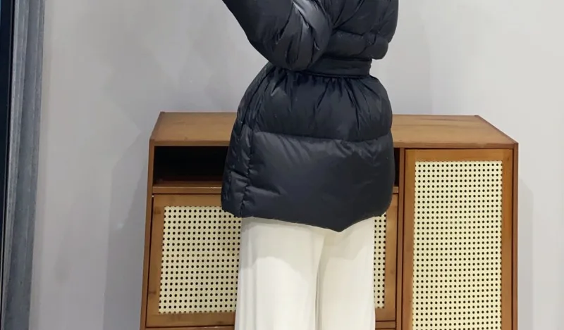 Women's Winter Parka Coat 2026 High-grade Warm Hooded Ladies Outerweat Fashion Loose Temperament Lady Short Down Cotton Jacket