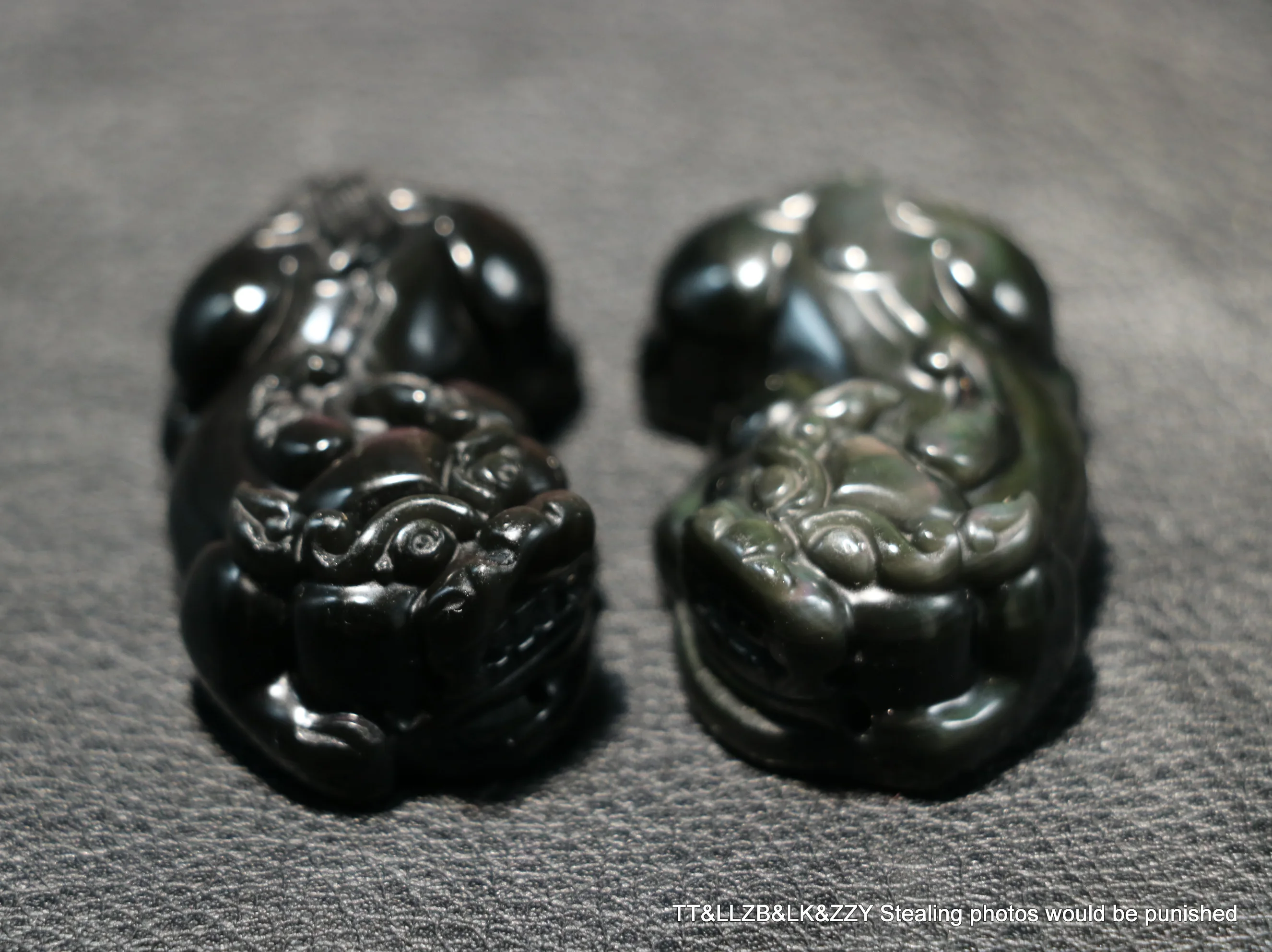 

LKbrother Talisman A Pair of Chinese Old Obsidian Wealth God Pi Xiu PiYao Pendant Amulet Carving RT UPD0922A07