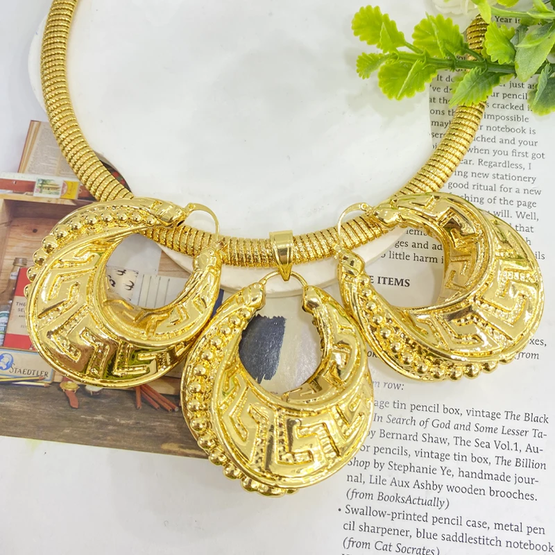 

Italy Classic 18K Gold Plated Jewelry Set for Women Geometric Hoop Earrings Necklace African Wedding Party Jewelry Accessories