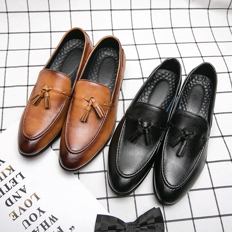 Leisure Leather Loafers Men Business Shoes Fashion Tassel Shoes Wedding Shoes Driving Black Summer Slip-on Shoes Light Pea Shoes