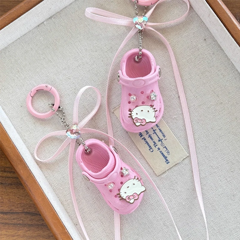 

Japanese Kawaii Mini Sandals Hello Kitty Pack Pendant Cute Harajuku Girl Charms Bow Hello Kitty Keychain Birthday Gift