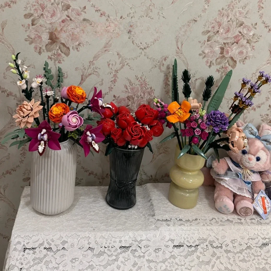 

2025 Hot Compatible with Bouquet Building Blocks New Assembled Ornaments Preserved Fresh Flower Valentine's Day Toys Roses