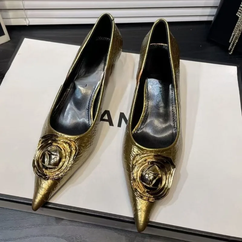 

2025 пикантные женские туфли с острым носком, хит продаж, модные туфли высокого качества, кожаные дизайнерские сандалии на высоком каблуке и среднем каблуке, женские трендовые сандалии