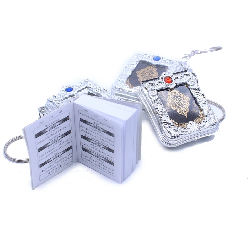 G92C Livro do Alcorão Árabe miniatura
