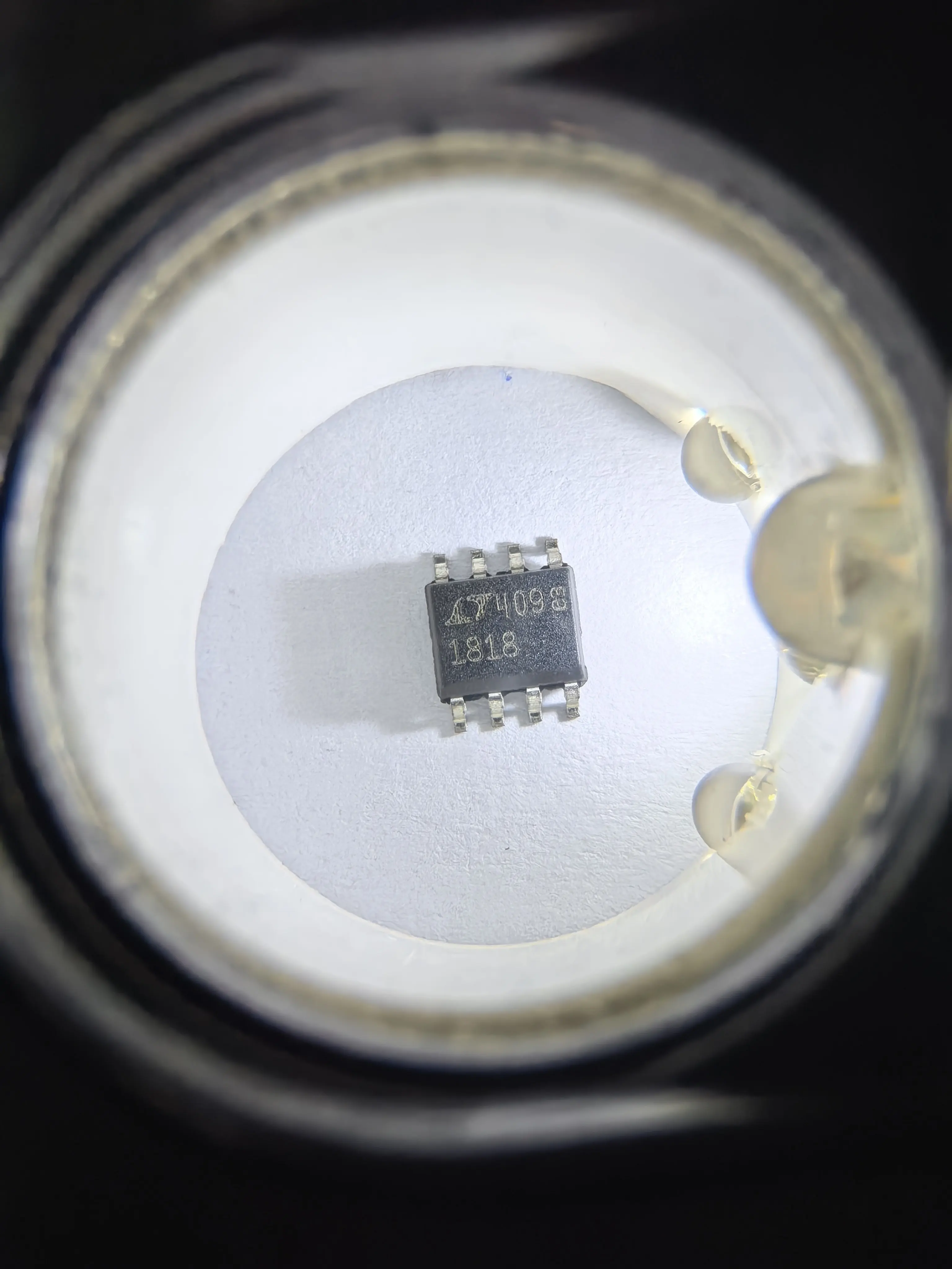 LT1818CS5 LT1818IS5 LT1818CS8 LT1818 LTF7 - 400MHz, 2500V/us, 9mA Single Operational Amplifiers