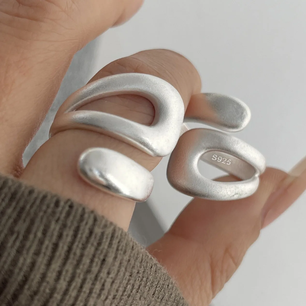 925 Sterling Silver Rings for Women Couple Minimalist Handmade Simple Hollow Geometric Ring Fine Jewelry Gift Prevent Allergy
