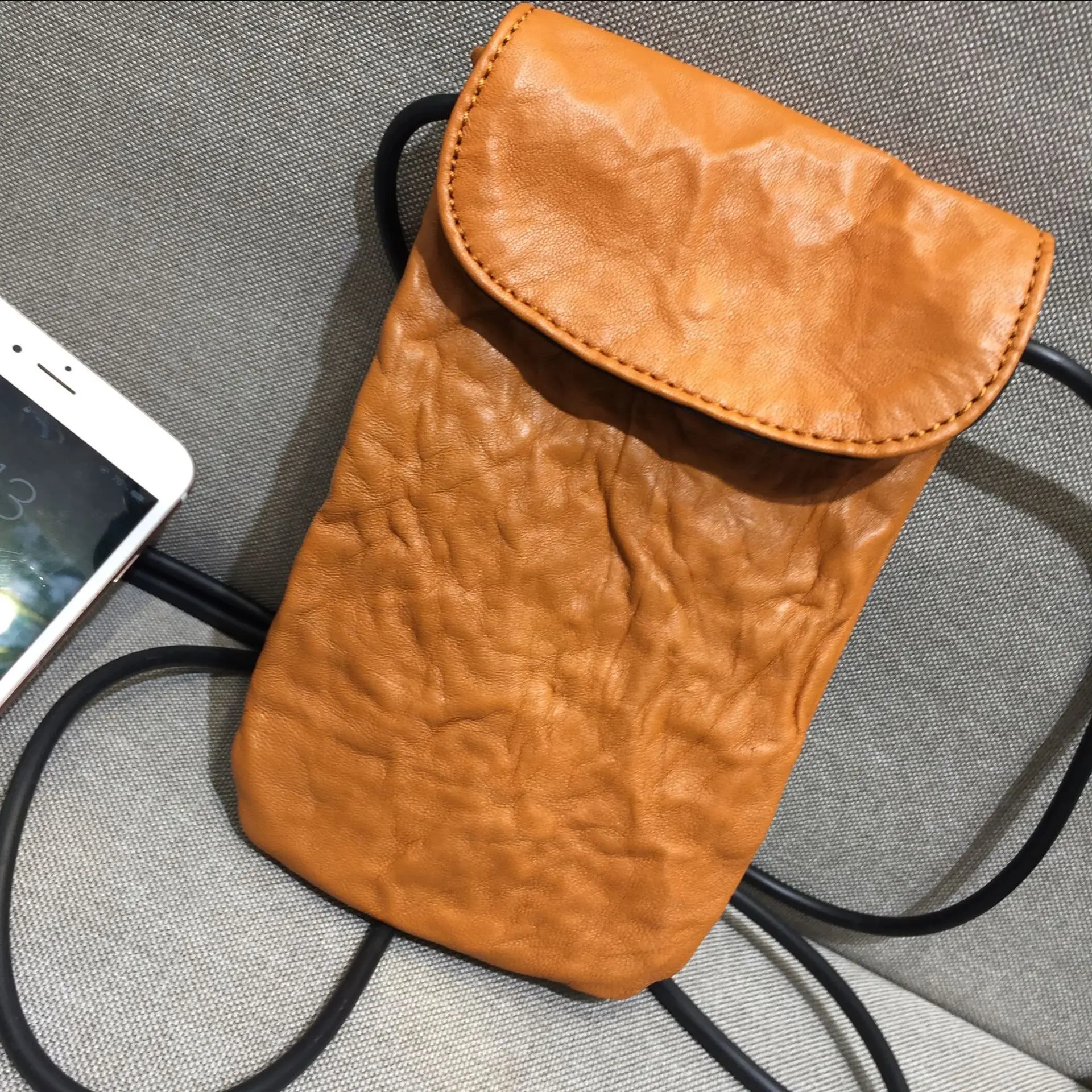 Women's New Fashion Genuine Leather Wrinkle Lambskin Bag Casual Mini Phone Bags ShoulderBag CrossbodyBag Office Daily