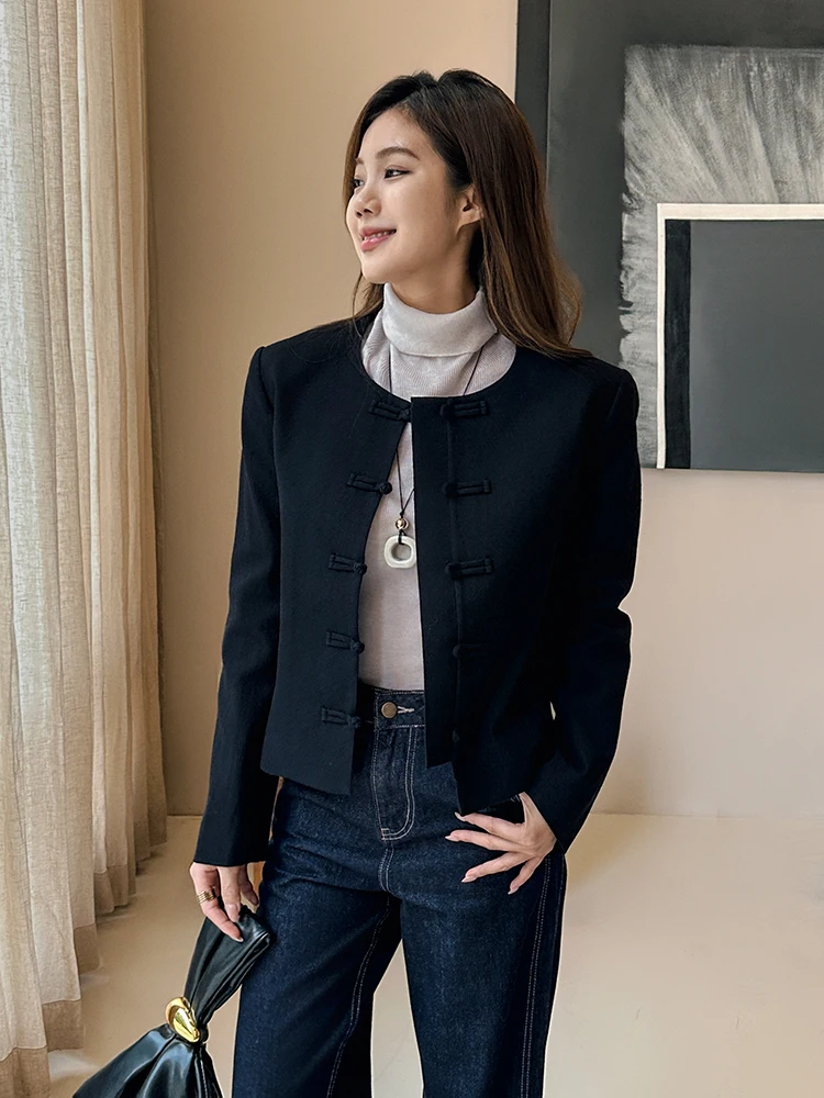 

Новая осенне-зимняя женская шерстяная куртка в китайском стиле с пуговицами, ретро, с круглым вырезом, свободного кроя, для повседневной носки, уличный стиль, стройнящая модель