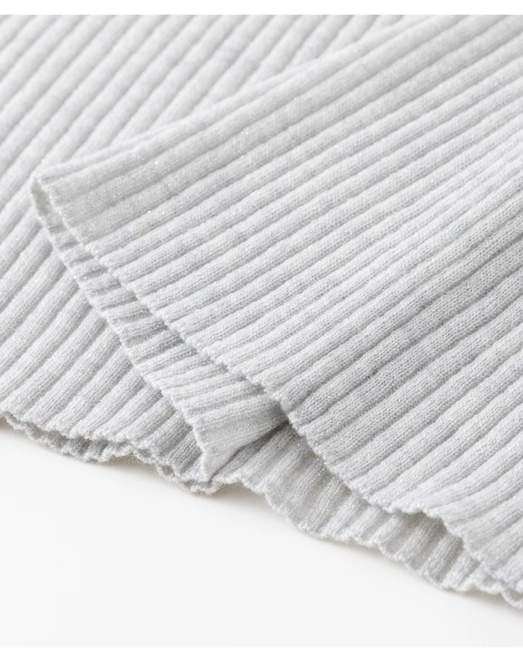 BY3621711 Damen-Pullover mit tiefem V-Ausschnitt, Lurex-Rippstrick-Wollmischung, langen Ärmeln, V-Ausschnitt, Kettenverzierung, schlanke Passform, dezenter Luxus für den frühen Herbst – Detail 24