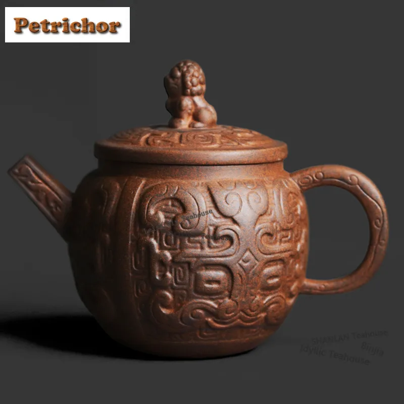 

Чайник-заварник из грубой глины 200 мл с рельефным изображением льва, эстетичный, с отверстием для заварки, коллекция для кафе