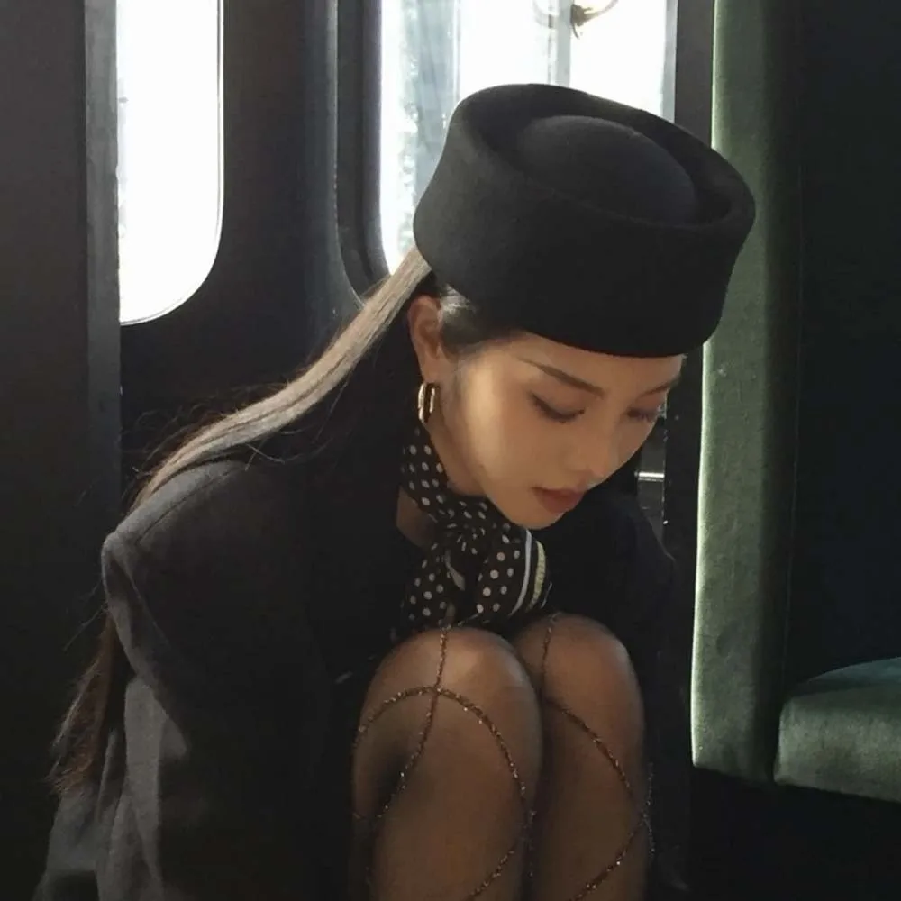 

Vintage Looking Pillbox Hat French Style Air Hostess Woolen Top Hat Solid Color Dome Airline Stewardess Caps Live Show