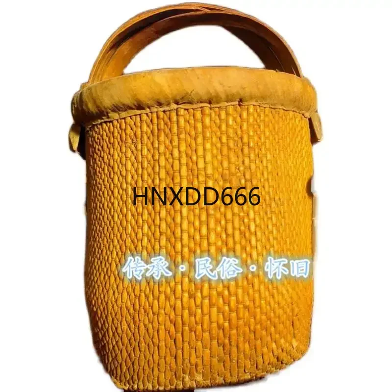 

Folklore Nostalgic Old Objects Pure Willow Weaving Bucket Wicker Weaving Basket Portable Willow Weaving Basket