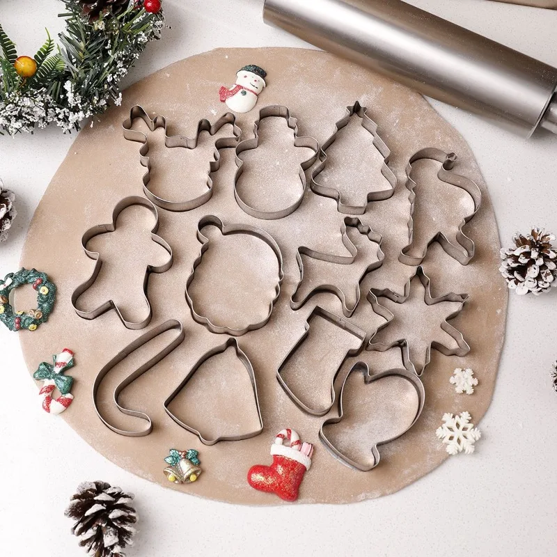 

5/9pcs Biscuit Mold Set Stainless Steel Cutting Mold DIY Cake Noodle Mold Christmas Supplies Kitchen Accessories Bakeware