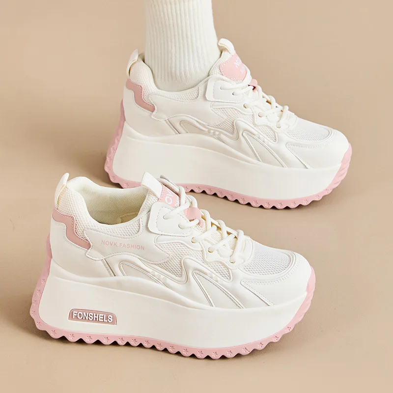 

Женские кроссовки Dad Shoes 2026: дышащие сетчатые туфли на толстой подошве для повседневной носки весна-лето