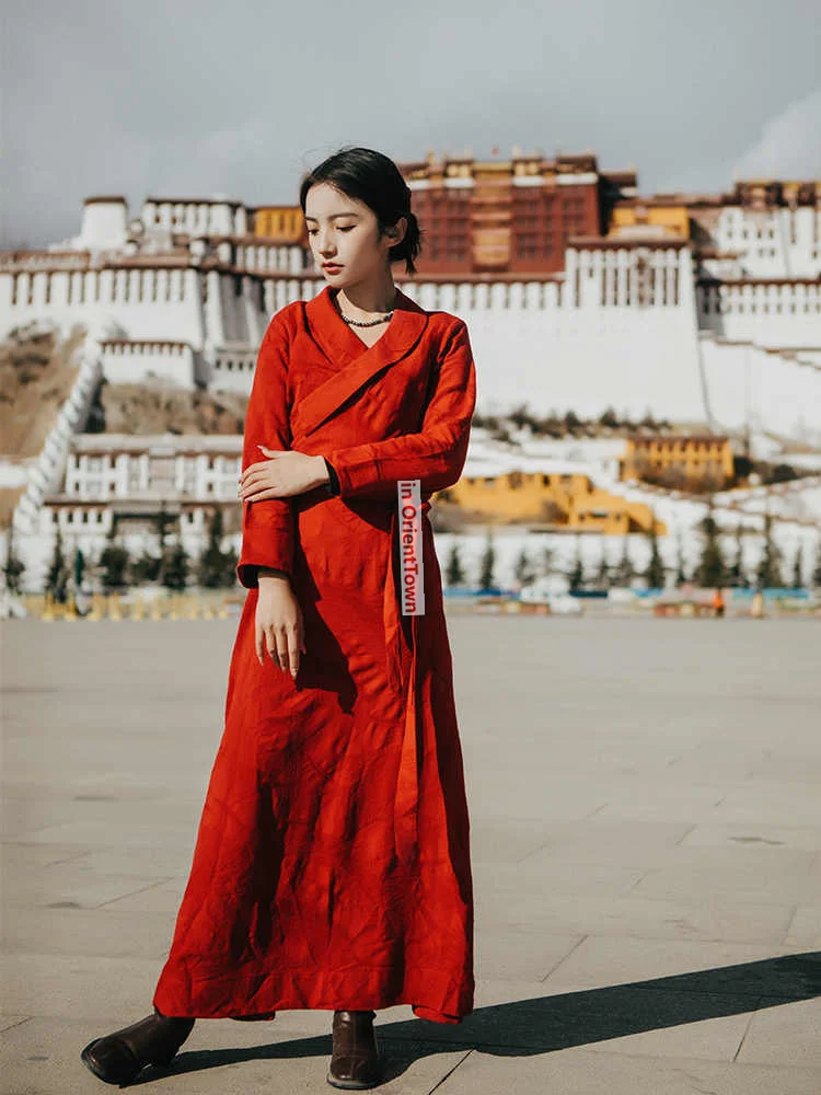 الأحمر التبتية التقليدية رداء ازياء الربيع الصيف الإناث بولا رداء Xizang صورة لاسا الأداء السياحي الملابس TP068