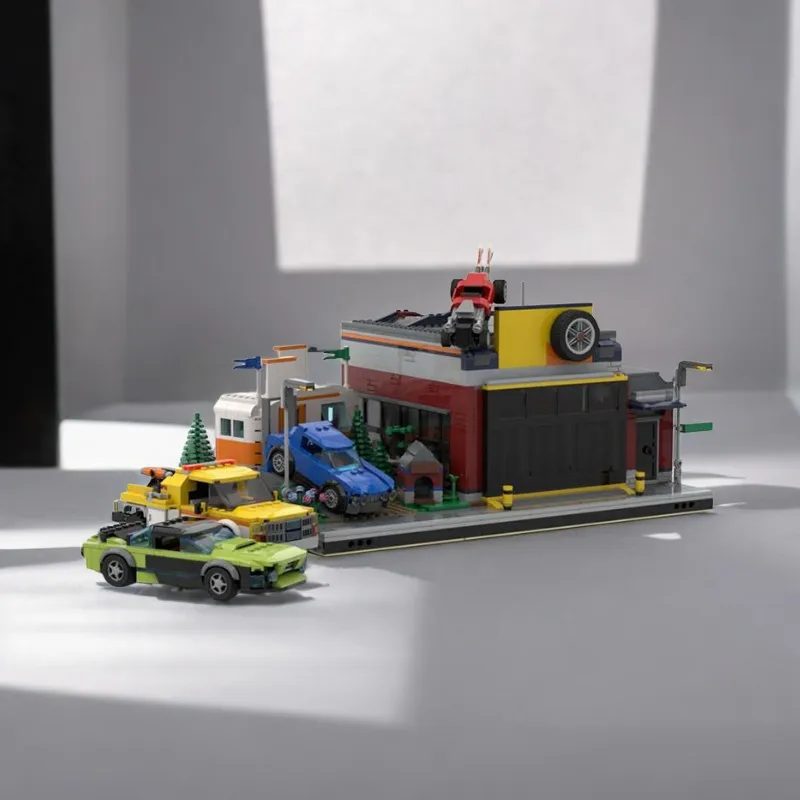 2063pcs MOC Upsized Tuning Workshop Vehicle Modification Scene DIY Model Building Blocks Birthday Gift