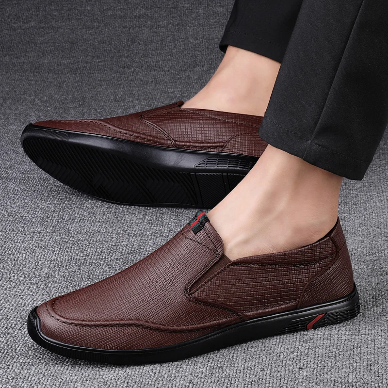 

Business casual leather shoes men's summer soft soled breathable lightweight full with leather British non-slip loafers