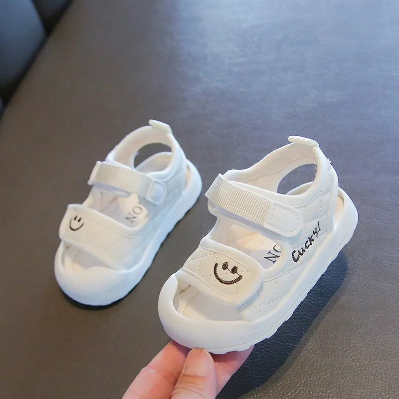 Summer New Style 0-1-4 Year Old Baby Soft-soled Toddler Shoes Toe-cap Sandals