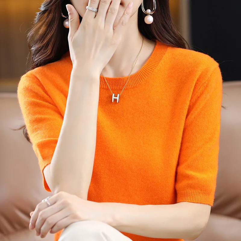 Spring 2025 Women's Loose Fit round Neck Short Sleeve Knitted Sweater Pure Wool Light Weight Three Quarter Sleeve Solid Color