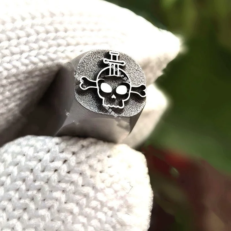 Jewelry Stamps, Skull-Shaped Gold and Silver Bracelets, Rings, Engraving Dies, Jewelry Steel Stamps, Gold-Making Tools