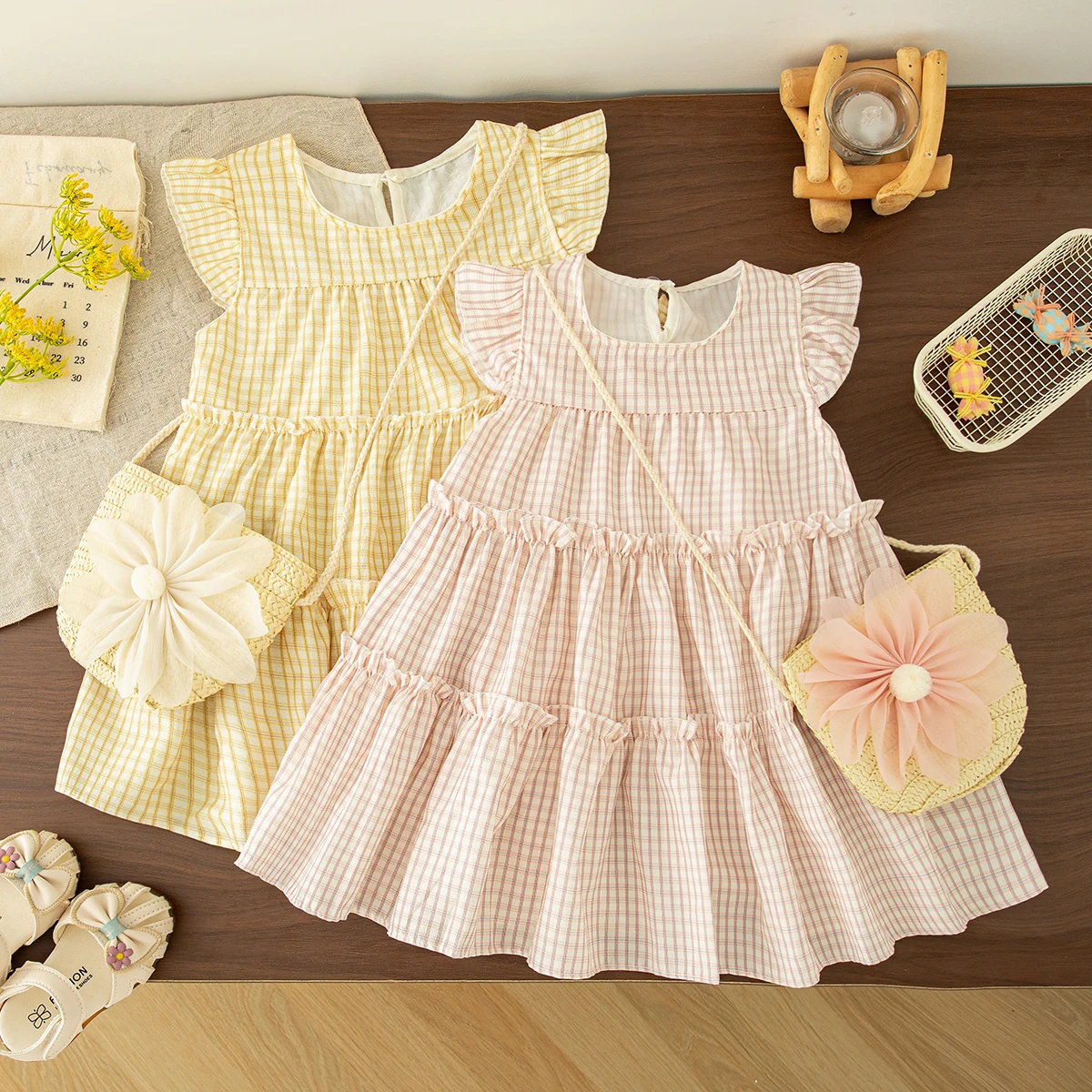 vestidos-de-verao-para-meninas-em-cores-solidas-com-estampa-xadrez-e-mangas-pequenas-vestido-bonito-para-bebe-com-bolsa-trancada