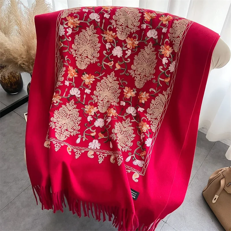 2025 Autumn and Winter Cashmere Women's Scarf Women's Luxury Brand Scarf Women's Tassel Bandana Solid Color Shawl Cape