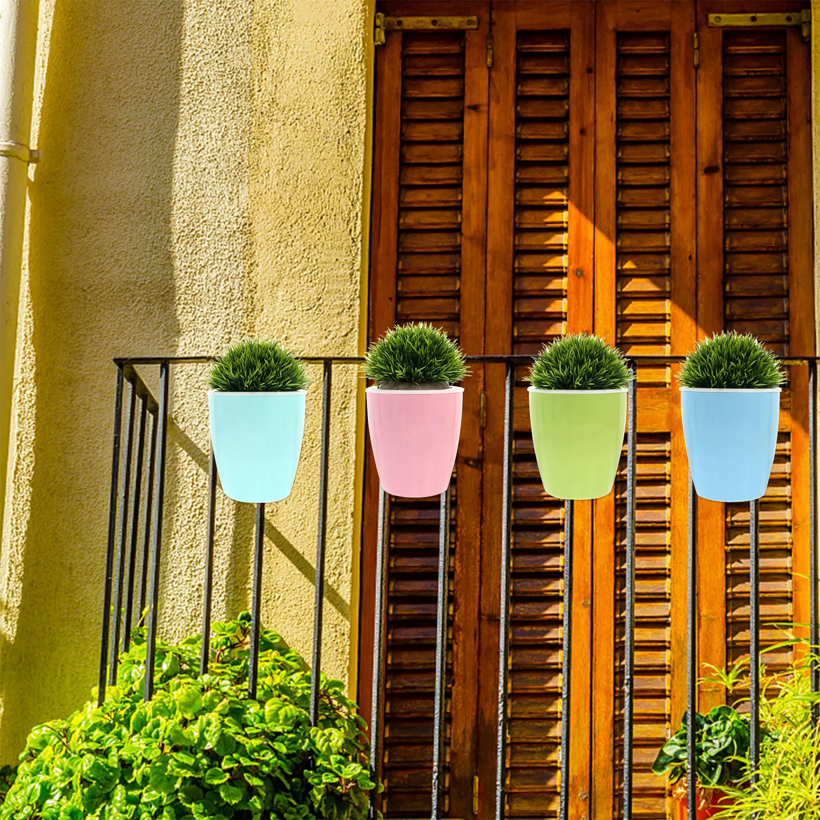 

5 pcs Wall-Mounted Plastic Flower Pots Creative Hanging Planters For Home Garden Office Self-Absorbent Planter