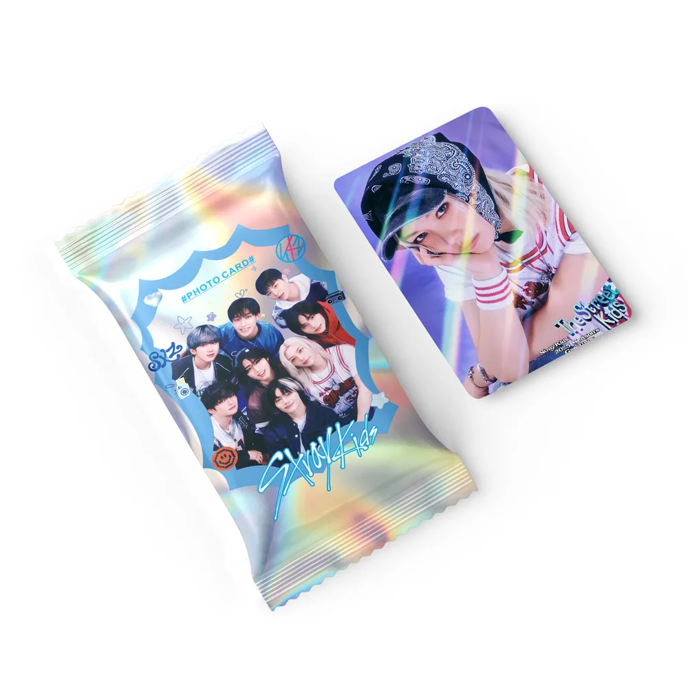 24er-Pack/Box Stray Kids Laser Collection Gedenkkarte Blind Box Blind Bag SKZOO Laser Plastiktüte Star Collection Card