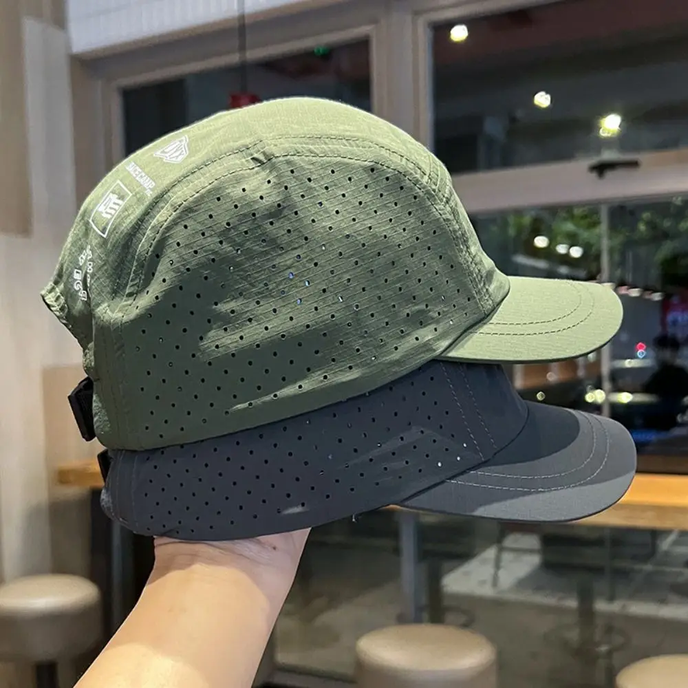 قبعات بيسبول شبكية قابلة للتنفس من البوليستر بحافة قصيرة مع قبعات رقيقة للحماية من الشمس قابلة للتنفس وسريعة الجفاف #2