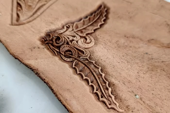 

3D Vintage Leaf Leatehr Carving Stamp Tool, Aluminum Alloy Leather Embossing Stamping Mold, Leather Craft Tools Material