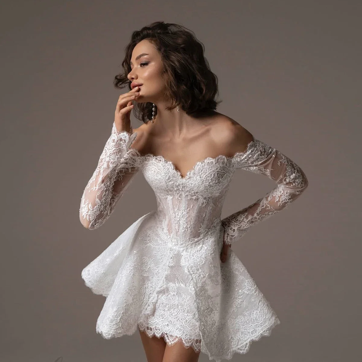 High Quality Lace Short Wedding Gown Bridal Shower Dress Long Sleeves Charming Bridal Dress Party Dresses Customized