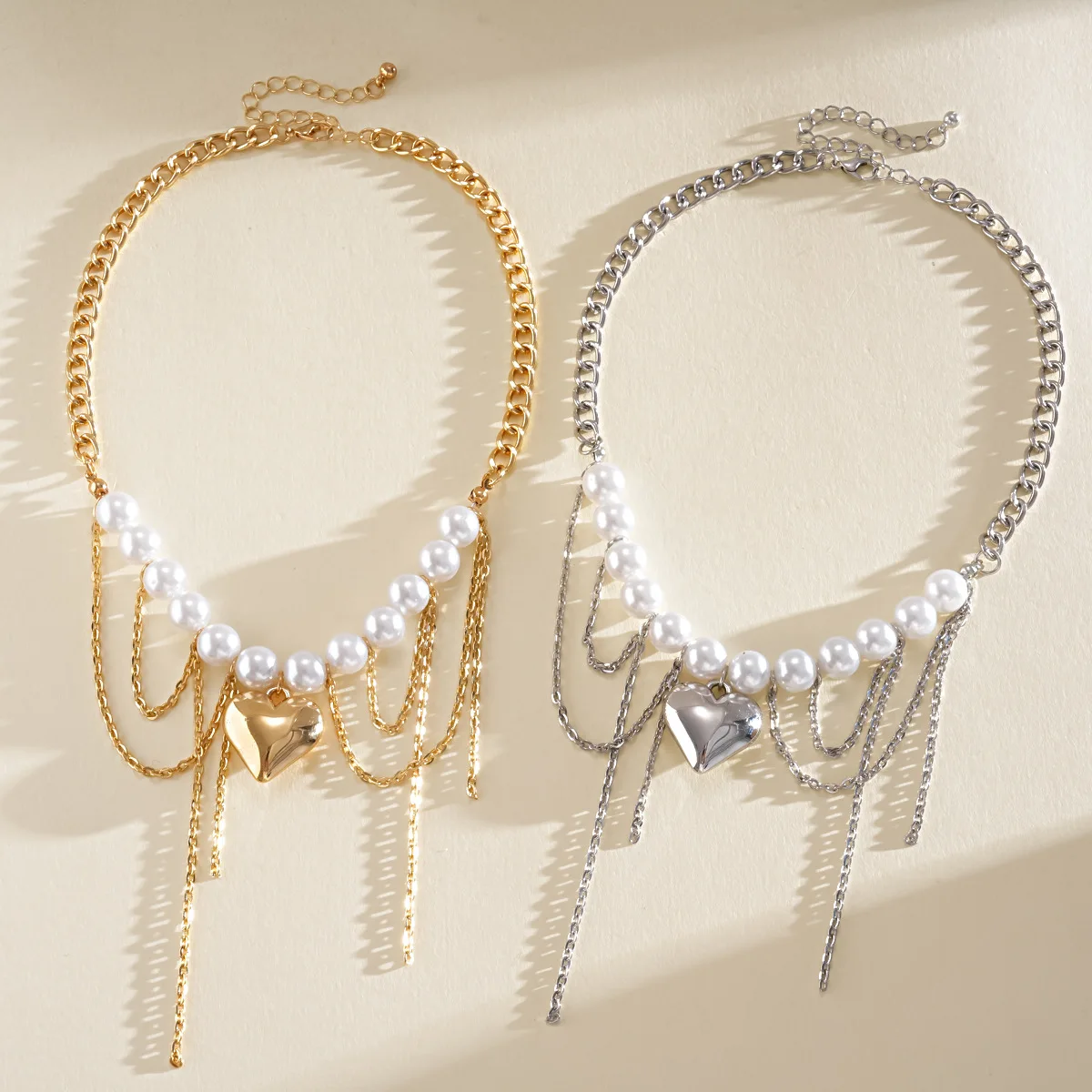 Metal wind imitation pearl love fringe clavicle collar chain personality niche necklace senior elegant collar