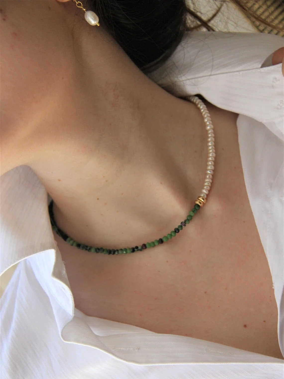 Vlen Grüne Edelstein-Perlen-Choker-Halskette für Damen, 18K vergoldete Perlen, Boho, zierlich, minimalistisch, elegant, Naturstein-Schmuck, Geschenk – Detail 1