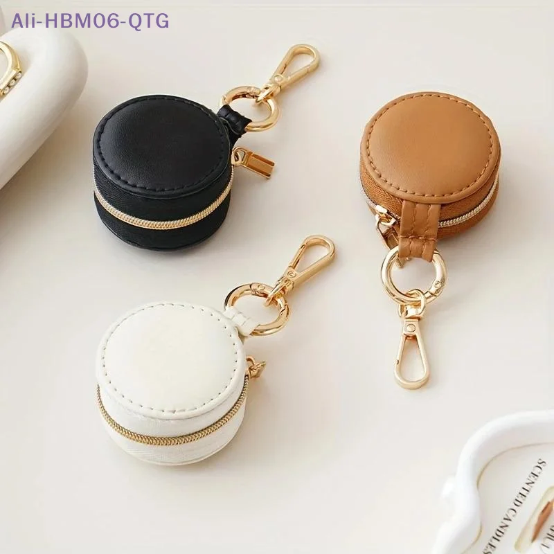 *Jewelry Ring Holder Keychain - Portable Travel Sports Ring Keeper Case - Versatile Display Storage Organizer Box With Key Chain