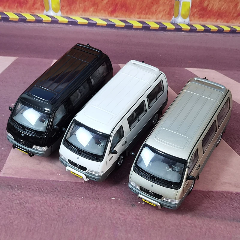 1:24 for Mercedes-Benz MB100 Istanbul Huizhong Commercial Vehicle Alloy van car model collection display gifts