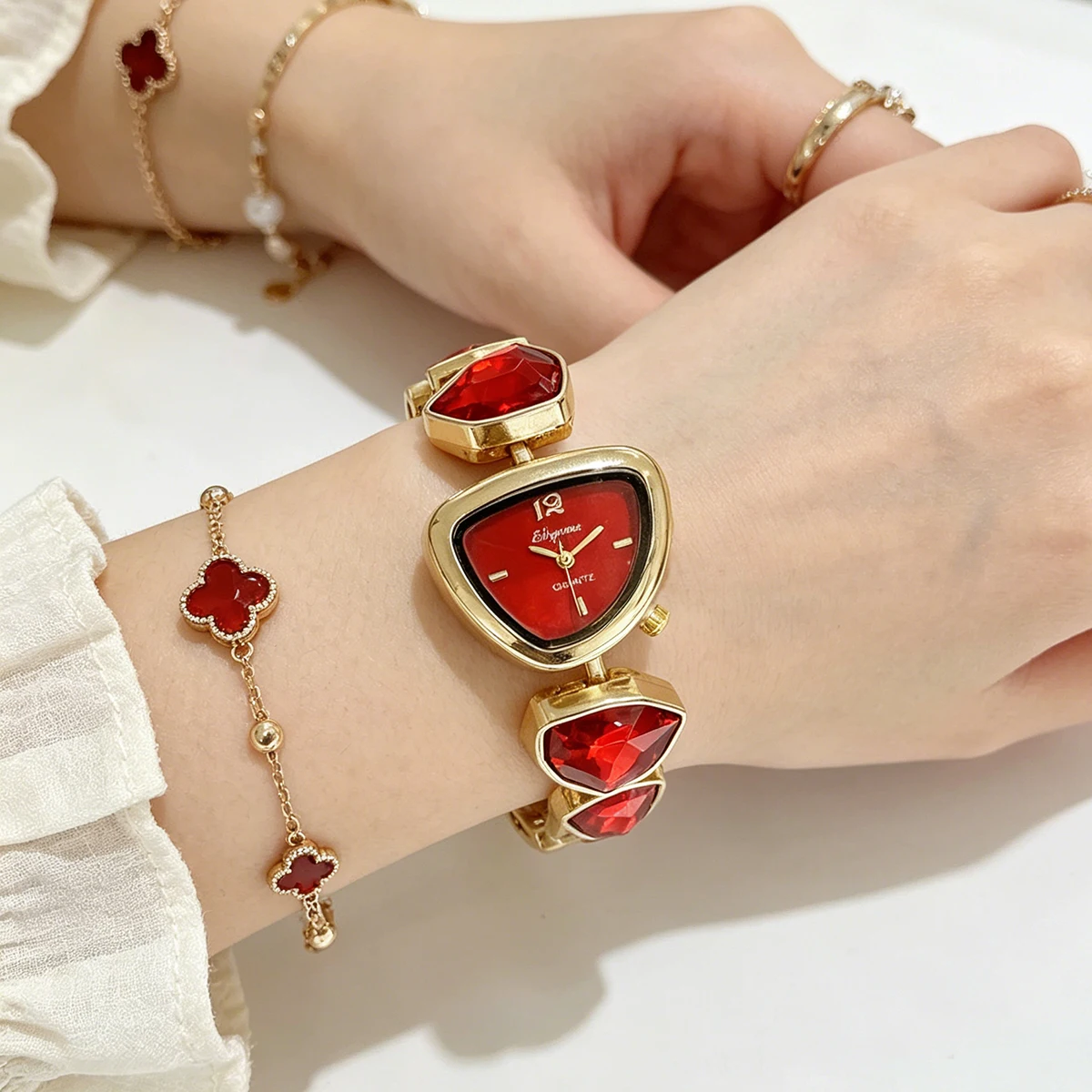 Niche Luxury Irregular-Shaped Women's Watch, Colorful Large Diamond Design Bracelet Watch, Versatile Casual New Women's Watch