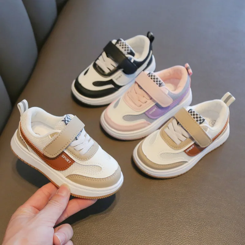 Zapatos de tablero de moda para niños y niñas, zapatos transpirables con superficie de malla con personalidad, primavera y otoño, 2024